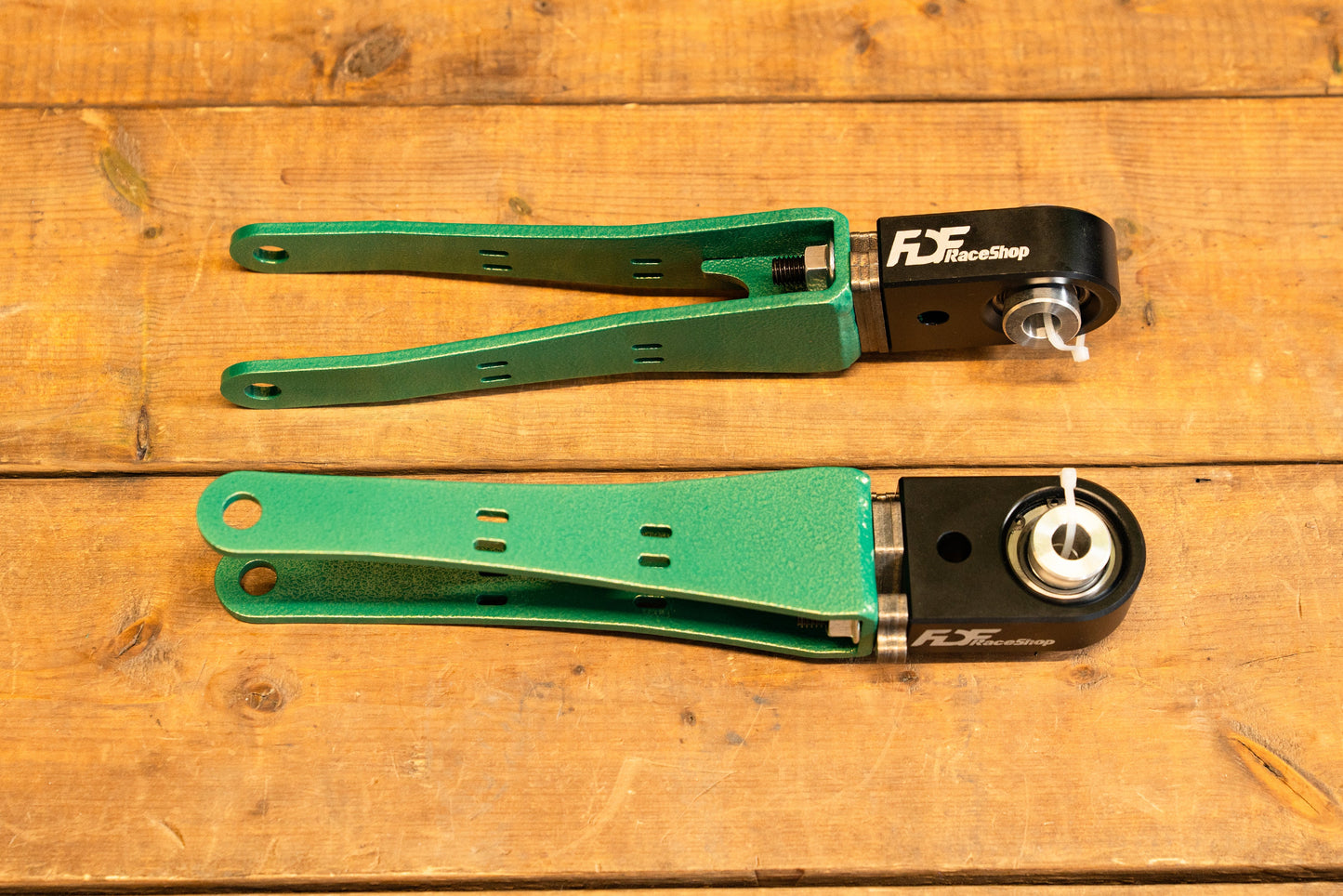 FDF Raceshop - Genesis Rear Traction Arms