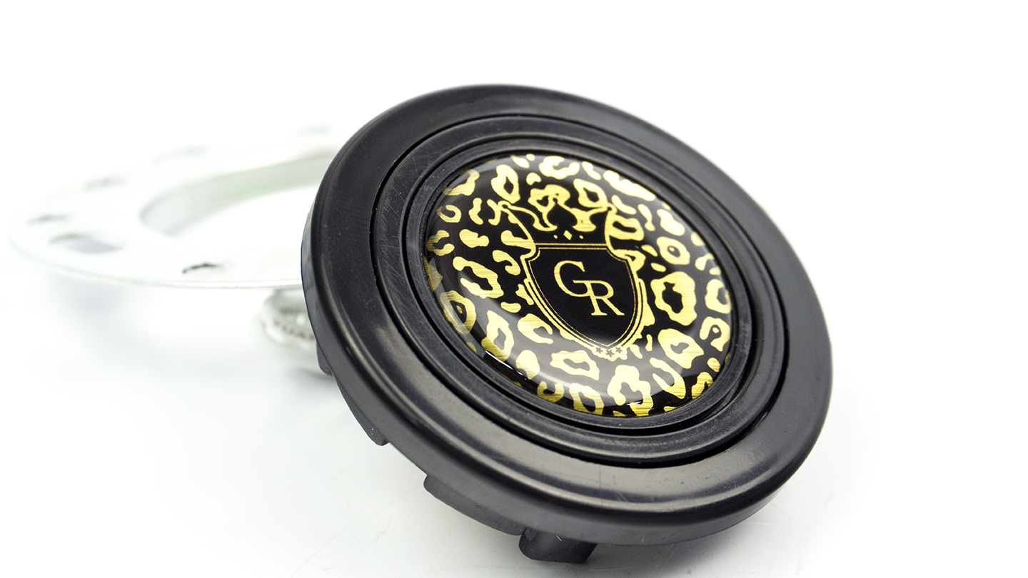Grip Royal - Horn Button - Leopard & Crest - Gold