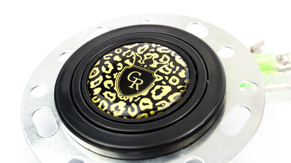 Grip Royal - Horn Button - Leopard & Crest - Gold