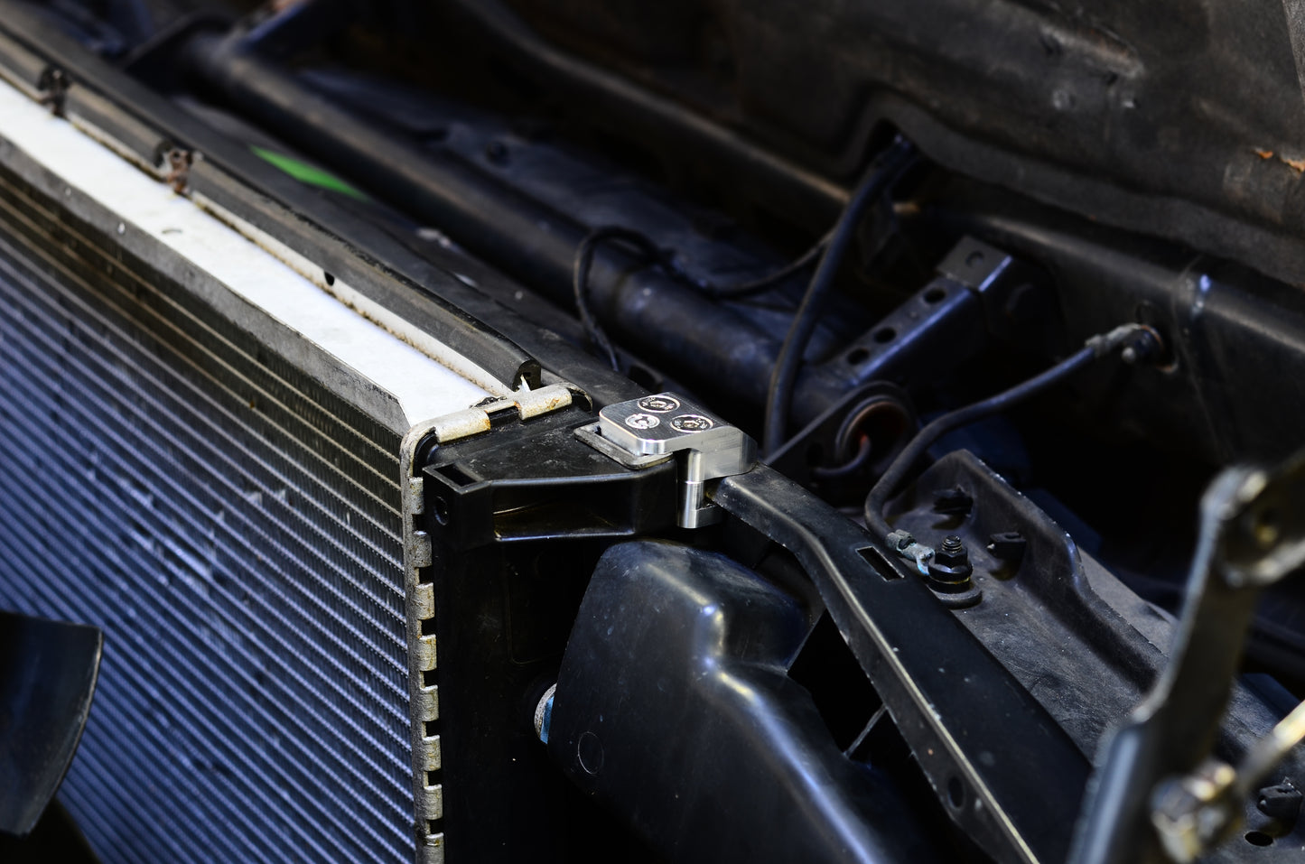 Reboot Engineering - E32/E34 Radiator Stay