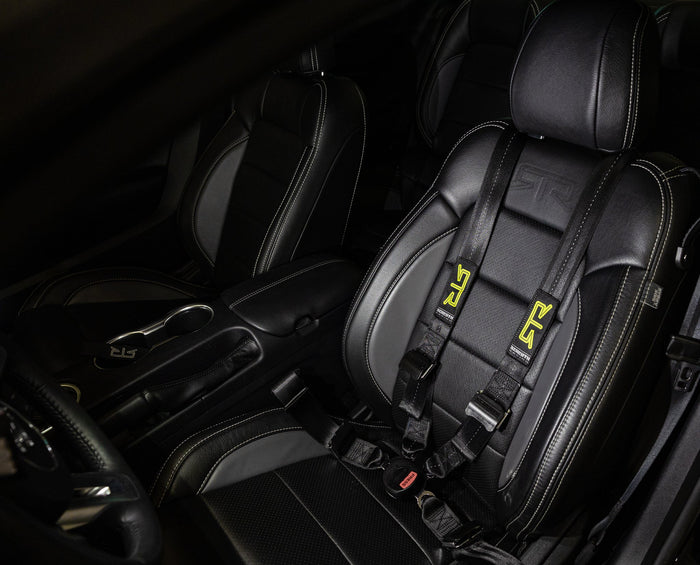 RTR - QUICKFIT PASSENGER HARNESS (18-24 MUSTANG)
