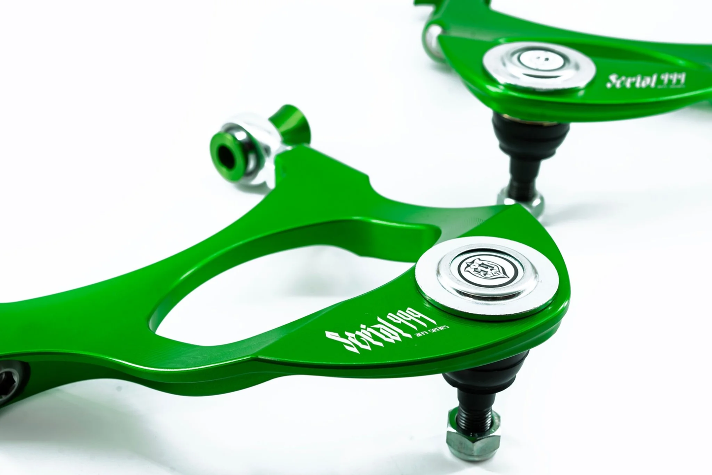 SERIALNINE - UCF10/UCF20 Brazos de control superiores traseros Billet