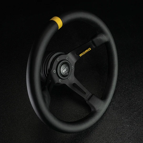 MOMO MOD.08 330 Diam 88 Dish Blk Leather Blk Spokes 1 Stripe