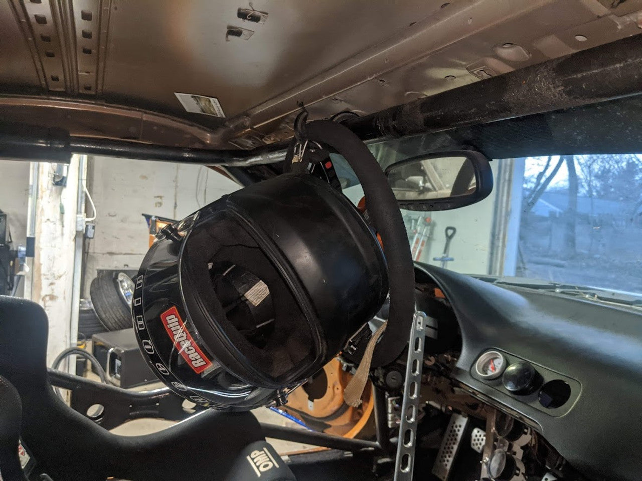 Boosted Beauties - Steering Wheel/Helmet Rollcage Hook