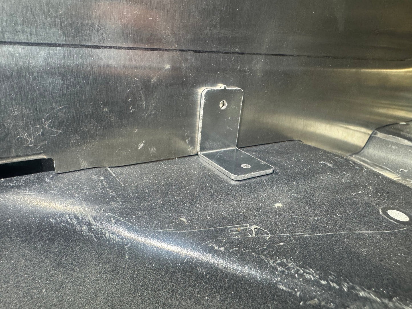 ALARIA - Universal "L" Tab mounting brackets
