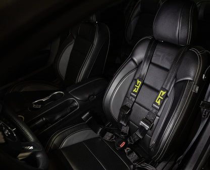 RTR - QUICKFIT DRIVER HARNESS (18-24 MUSTANG)