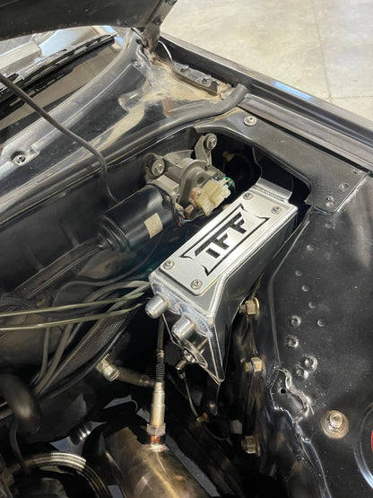 True Focus Fabrication - Nissan Skyline R32 - Tucked Oil Catch Can