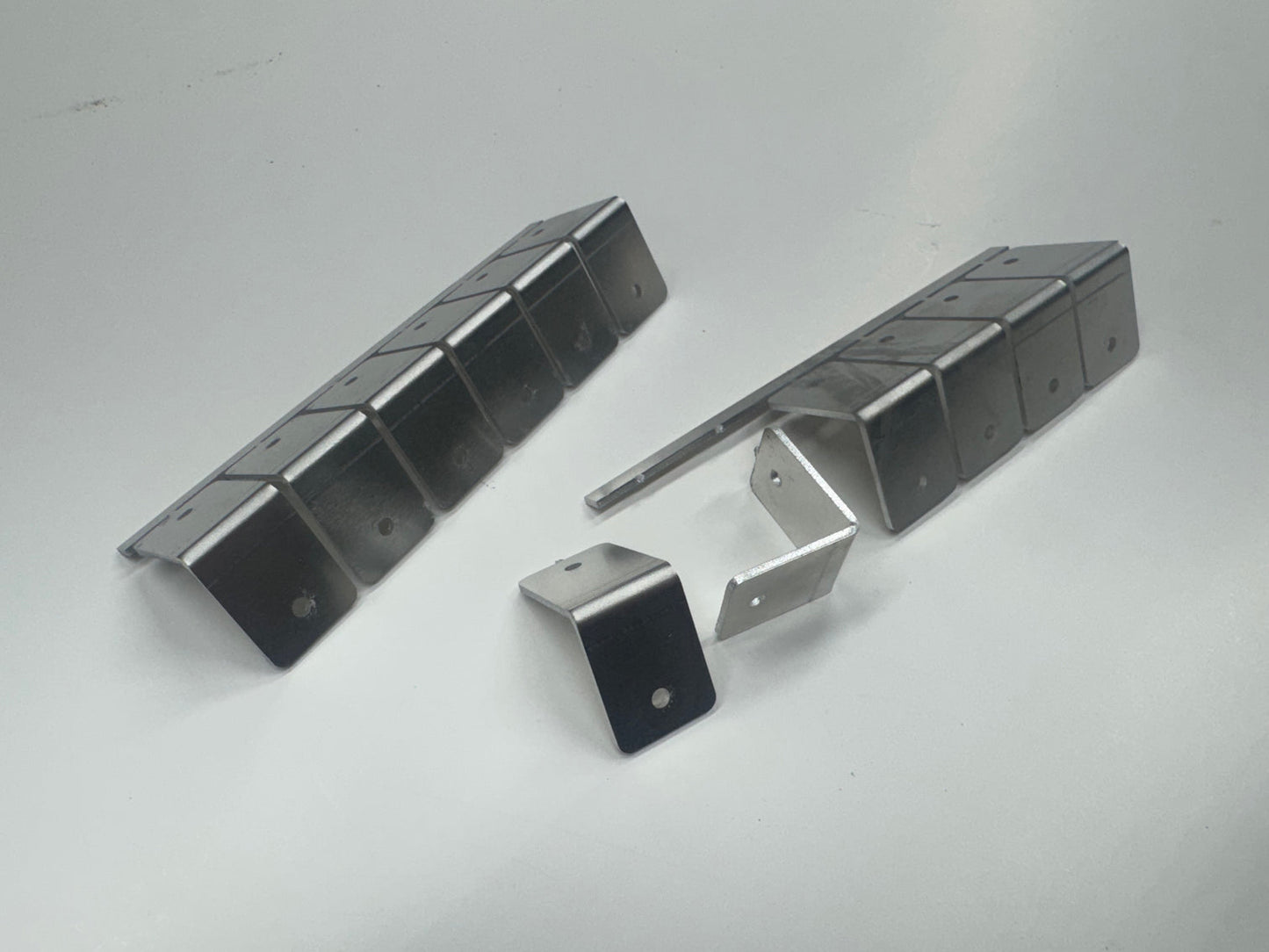 ALARIA - Universal "L" Tab mounting brackets