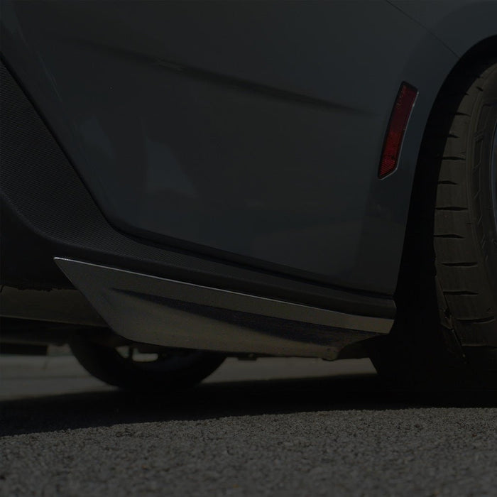 RTR - REAR QUARTER SPLITTERS (24+ MUSTANG)