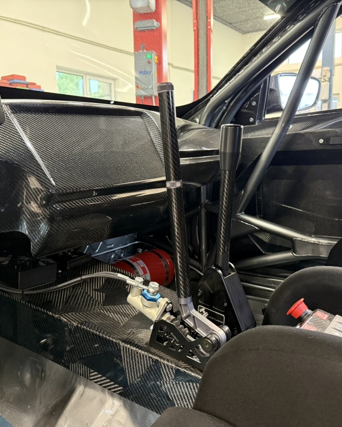 IRP - Carbon Fiber Compact Design Hydraulic Handbrake No7