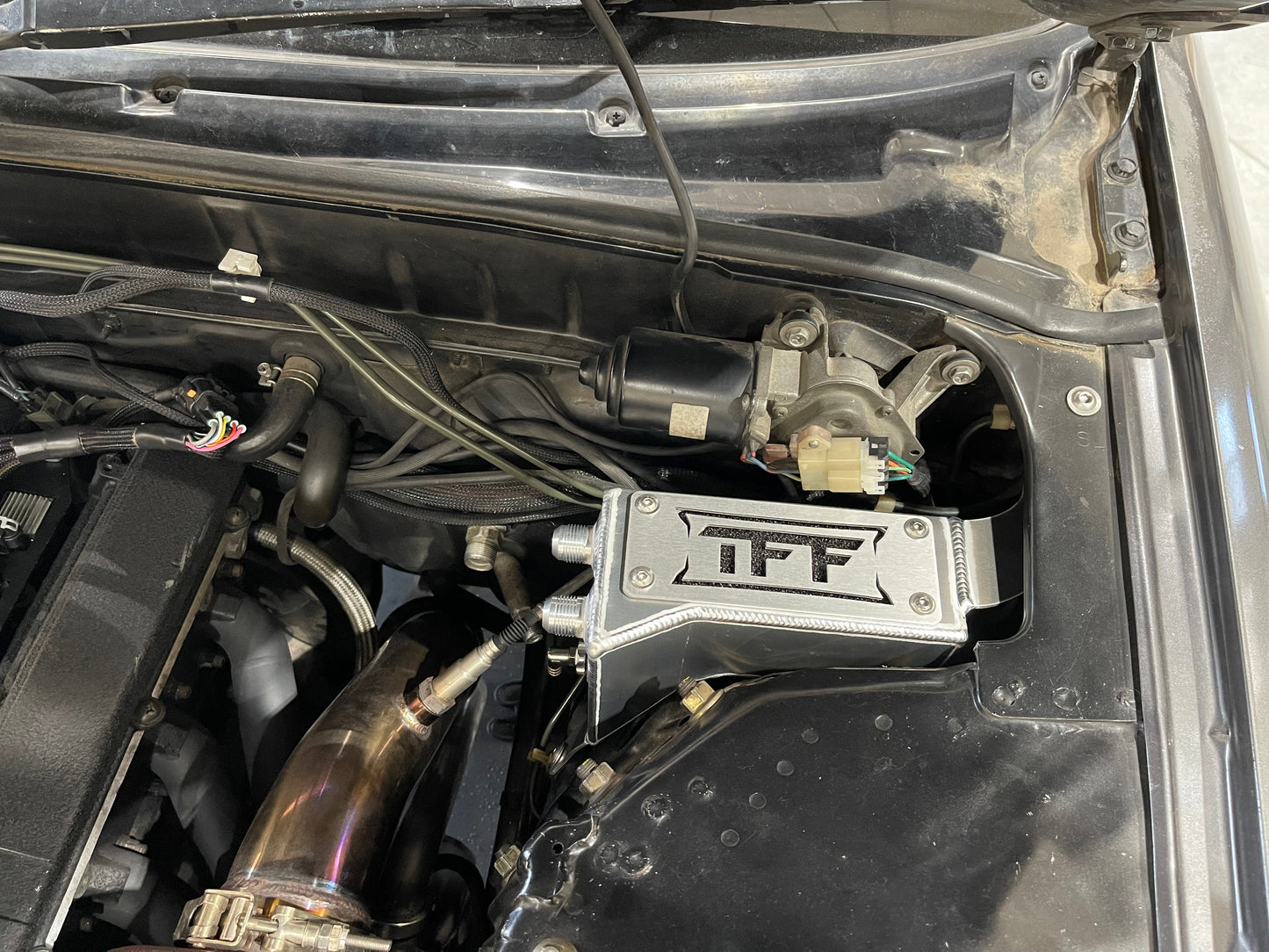 True Focus Fabrication - Nissan Skyline R32 - Tucked Oil Catch Can