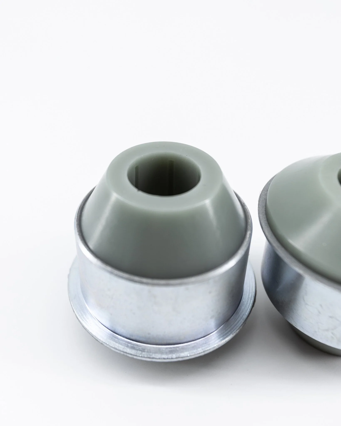 SERIALNINE - GS300 / GS400 / GS430 / SOARER / SC430, JZS161 / UZZ40 FRONT TENSION ROD BUSHINGS