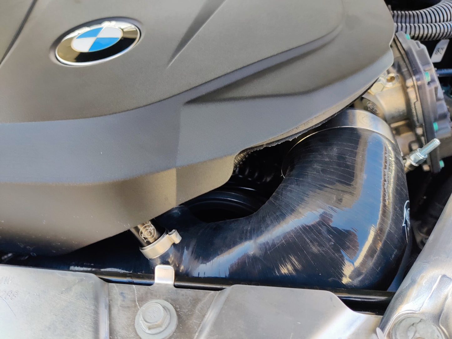 VTT - A90/91 Supra Single Piece Silicone Charge Pipe NON-BOV