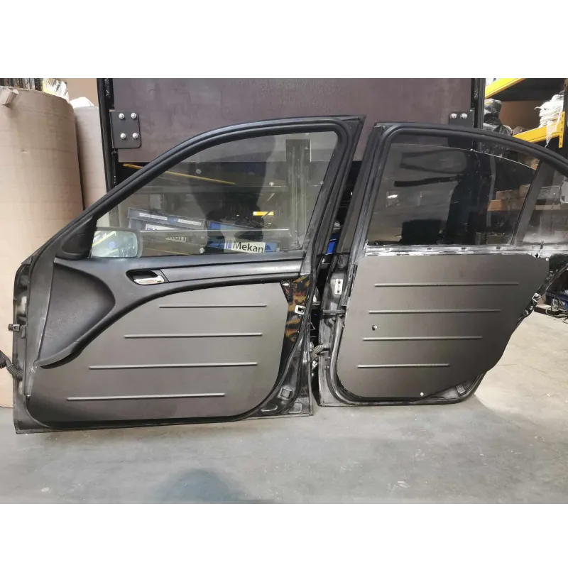 SWAGIER - BMW E46 sedan rear Door trim