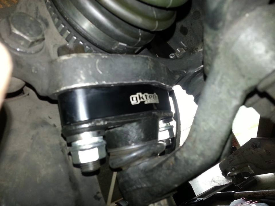 GKTech - AJUSTADORES DEL CENTRO DE ROLLO R32/R33/R34 GTR (GTRX-SPCR)