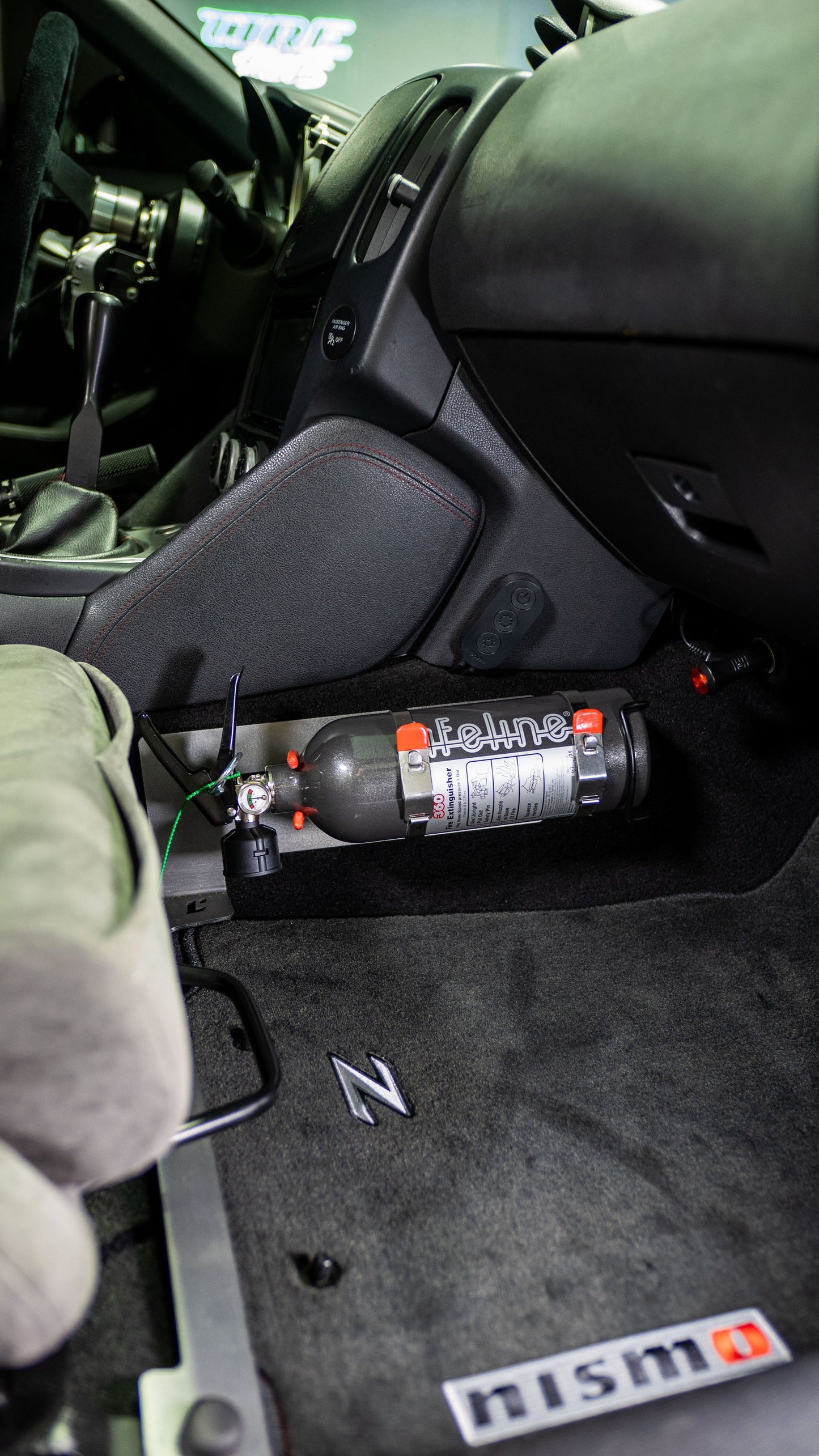 Levelride Concepts Nissan 370z - F.E.M. (Fire Extinguisher Mount)