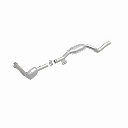 MagnaFlow Direct Fit Catalytic Converter 2003 ML350 3.7L Underbody