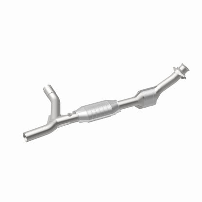 MagnaFlow Direct Fit Catalytic Converter 00-03 Ford Van 4.2L OEM