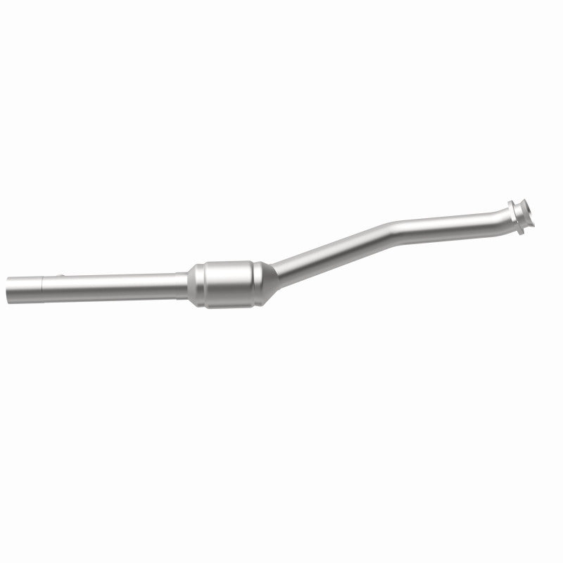 MagnaFlow Direct Fit Catalytic Converter 99-00 BMW 540i 4.4L DS Rear