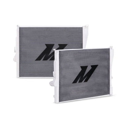 Mishimoto 99-06 BMW 323i/323i/328i/330i con radiador de aluminio de rendimiento de transmisión automática