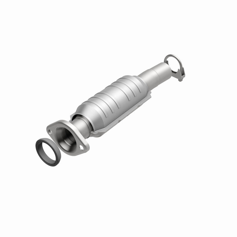 MagnaFlow Direct Fit Catalytic Converter 04 Toyota Sienna 3.3L