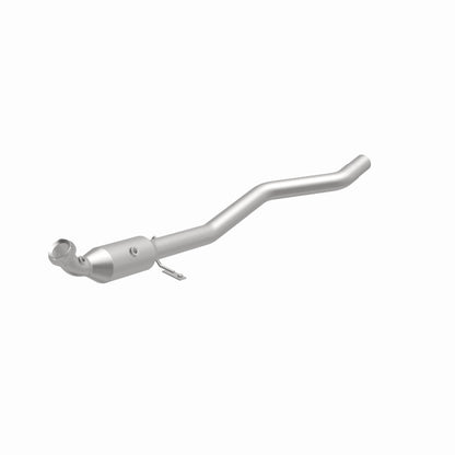 MagnaFlow Direct Fit Catalytic Converter 2007-2012 GL450 4.6 L Underbody