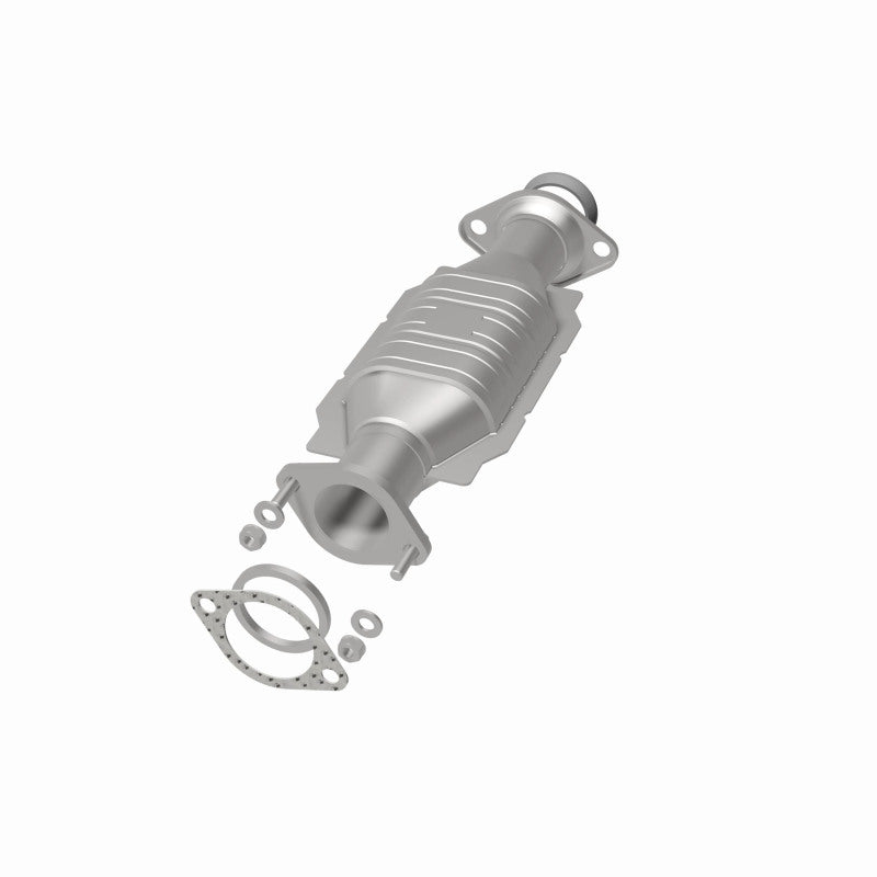 MagnaFlow Direct Fit Catalytic Converter 2003-2006 MONTERO 3.8 L Underbody