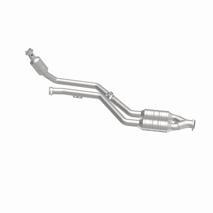 MagnaFlow Direct Fit Catalytic Converter 99-00 Mercedes CLK320 3.2L