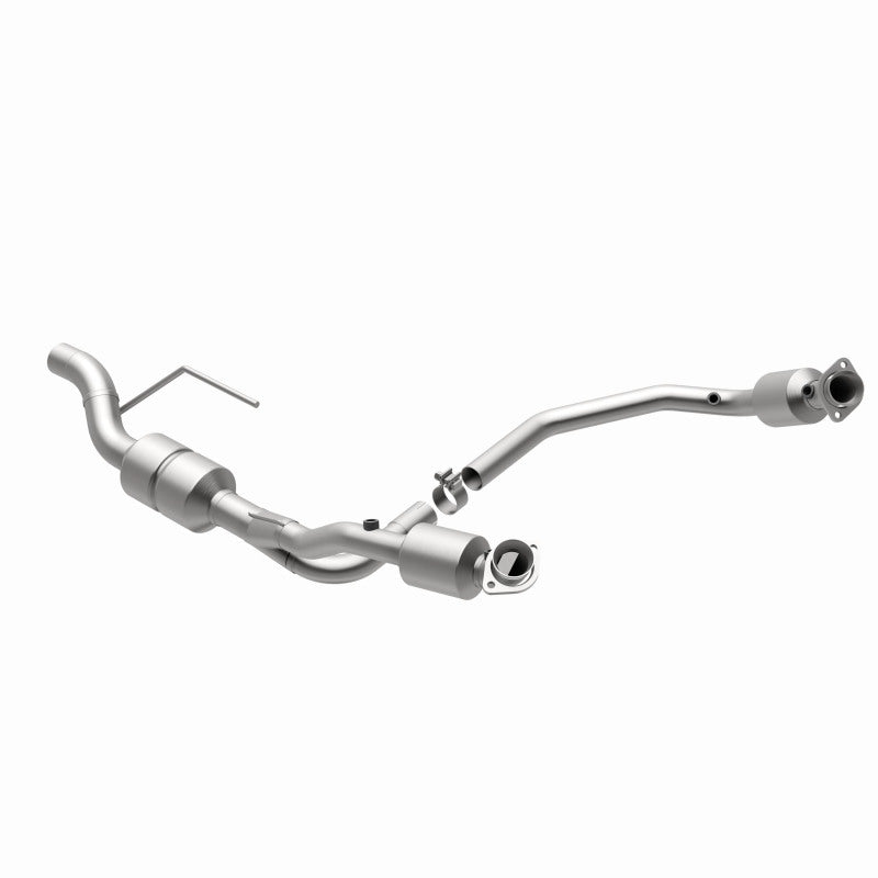 MagnaFlow Direct Fit Catalytic Converter Dodge 01-02 Ram 1500/2500/3500 Van 5.9L