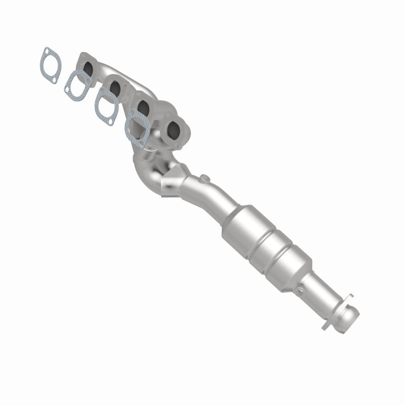 MagnaFlow Direct Fit Catalytic Converter 02-03 BMW 745i 4.4L