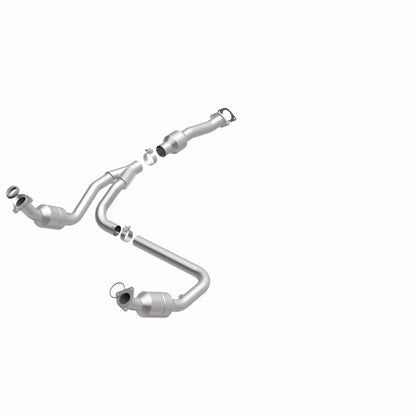 MagnaFlow Direct Fit Catalytic Converter 2011-2014 Express 1500 4.3L Underbody