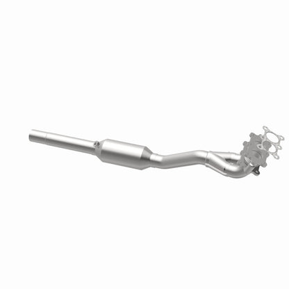 MagnaFlow Direct Fit Catalytic Converter 98-03 VW Beetle 2.0L