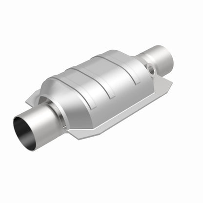 MagnaFlow Universal Catalytic Converter 2 W/Single O2 Boss