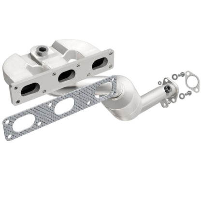 MagnaFlow Direct Fit Catalytic Converter BMW 3 01-05 Front