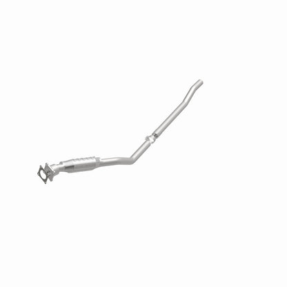MagnaFlow Direct Fit Catalytic Converter 01-03 Caravan/Voyager 3.3L