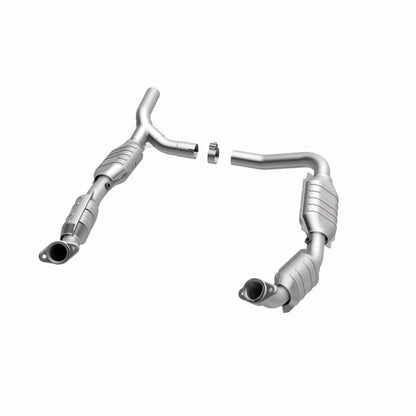 MagnaFlow Direct Fit Catalytic Converter 07-08 Ford E-150 4.6L