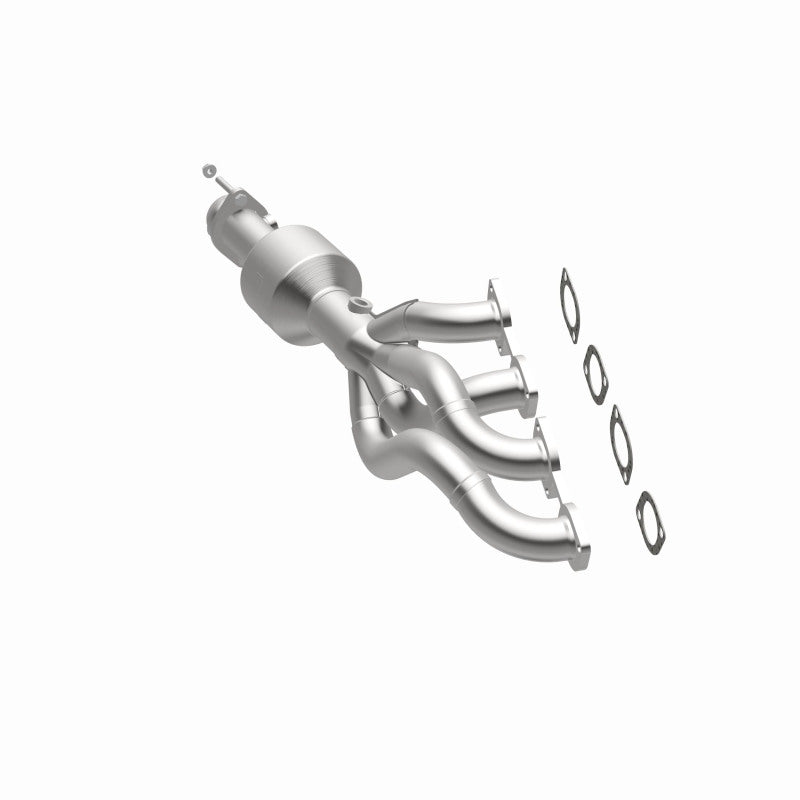 MagnaFlow Direct Fit Catalytic Converter 04-05 BMW 545I 4.4L P/S