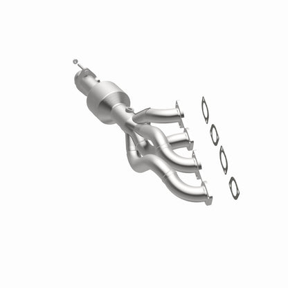 MagnaFlow Direct Fit Catalytic Converter 04-05 BMW 545I 4.4L P/S
