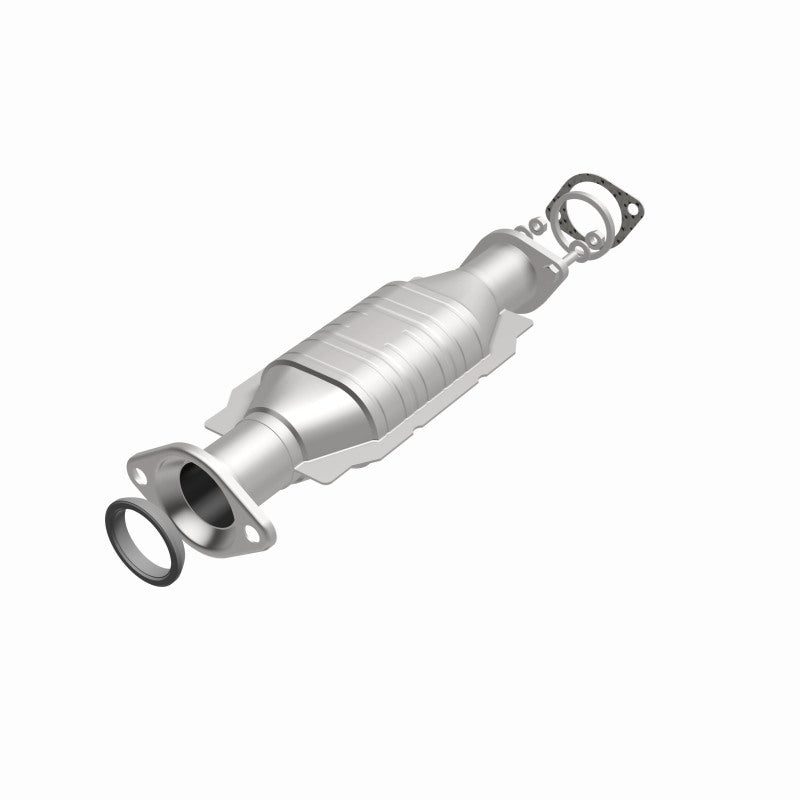 MagnaFlow Direct Fit Catalytic Converter 2003-2006 MONTERO 3.8 L Underbody