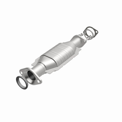 MagnaFlow Direct Fit Catalytic Converter 2003-2006 MONTERO 3.8 L Underbody