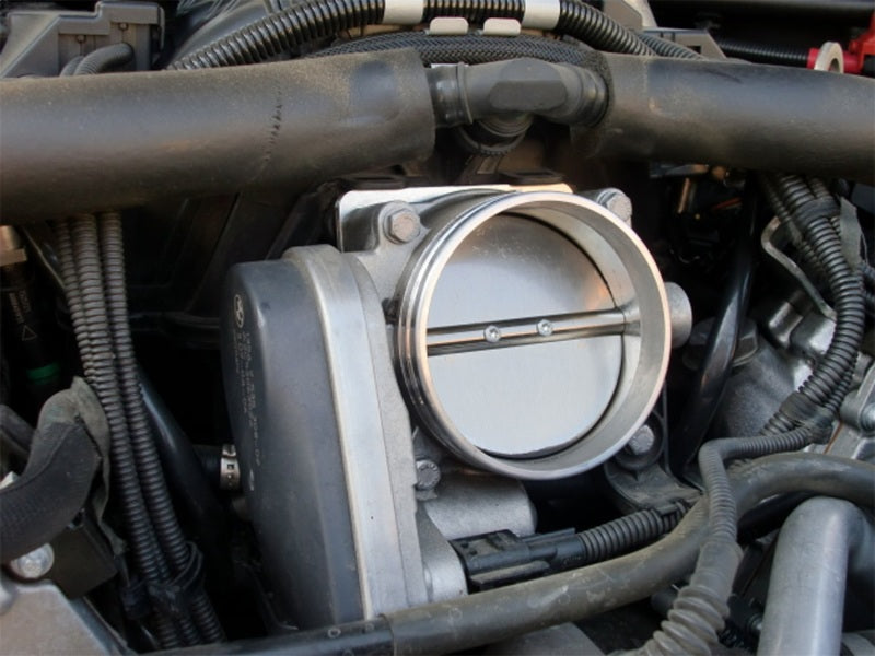 aFe Silver Bullet Espaciadores del cuerpo del acelerador TBS BMW Serie 5 (E60) 06-10 V8-4.8L
