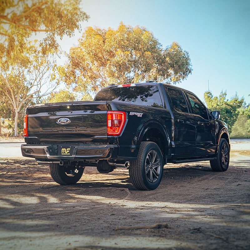 Magnaflow 15-21 Ford F-150 Street Series Cat-Back Performance Sistema de escape - Pontas polidas duplas