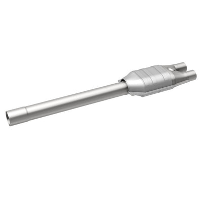 MagnaFlow Direct Fit Catalytic Converter 93-97 Chrysler 3.5L Rear Co