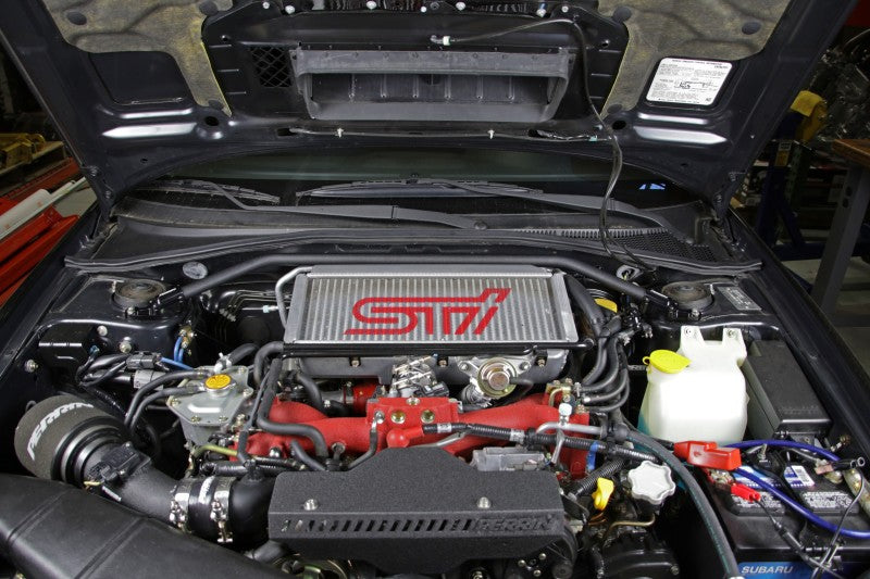 Perrin 02-07 Subaru Impreza (WRX/STi/RS/2.5i) / 04-08 Forester Soporte de puntal delantero - Negro