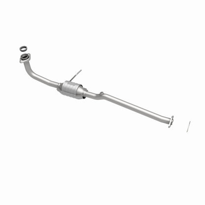MagnaFlow Direct Fit Catalytic Converter 95-96 Geo Metro 1.0L