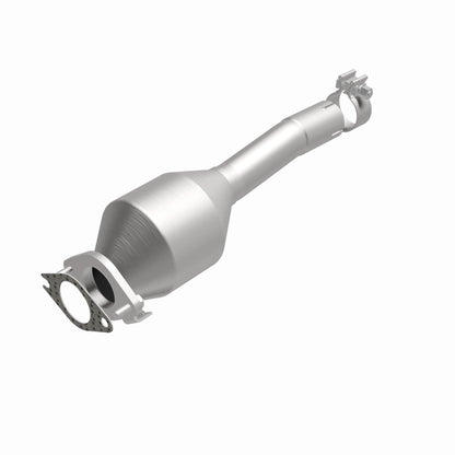 MagnaFlow Direct Fit Catalytic Converter 2010-2013 TRANSIT CONNECT 2.0 L Underbody