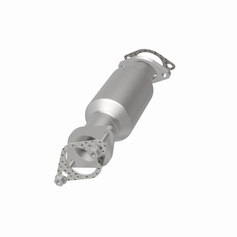 MagnaFlow Direct Fit Catalytic Converter 2011 Kia Sorento 3.5 Underbody