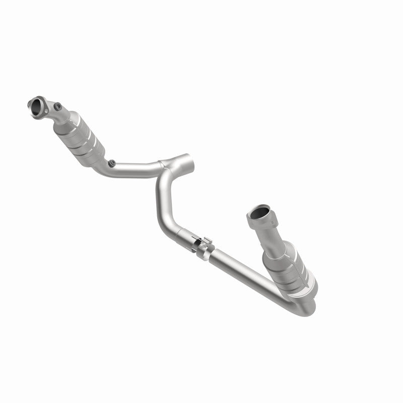MagnaFlow Direct Fit Catalytic Converter 2006 Dodge RAM 1500 Pickup 5.7L Solid Front Axle
