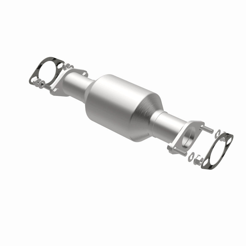 MagnaFlow Direct Fit Catalytic Converter 03-06 Kia Sorento 3.5L rear