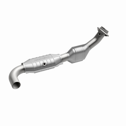 MagnaFlow Direct Fit Catalytic Converter 00-01 Ford F-150 4.6L 2wd